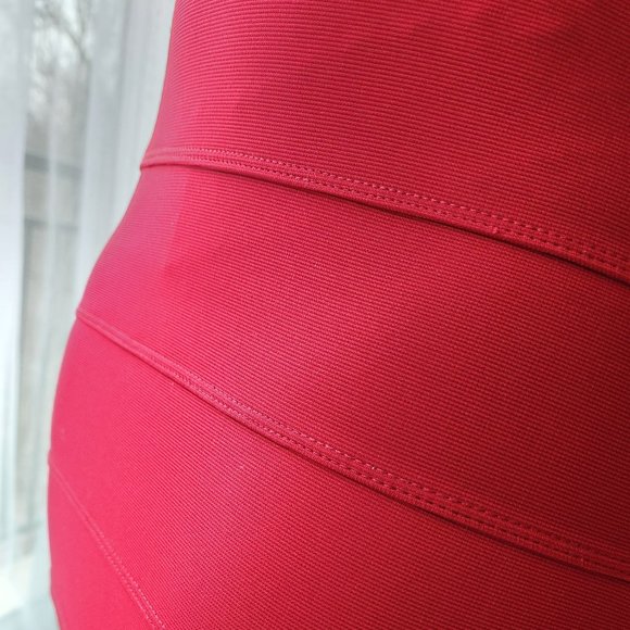 Bright Red Mini Stretchy Skirt - Picture 3 of 5